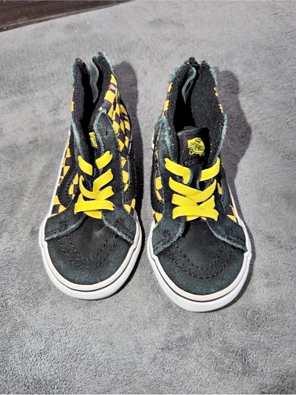 Vans x Where's Waldo Sk8-Hi Zip (Odlaw) ) Sneakers Black & Yellow